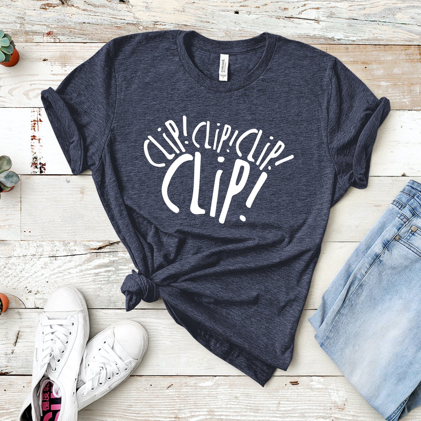 Clip! Clip! Tee