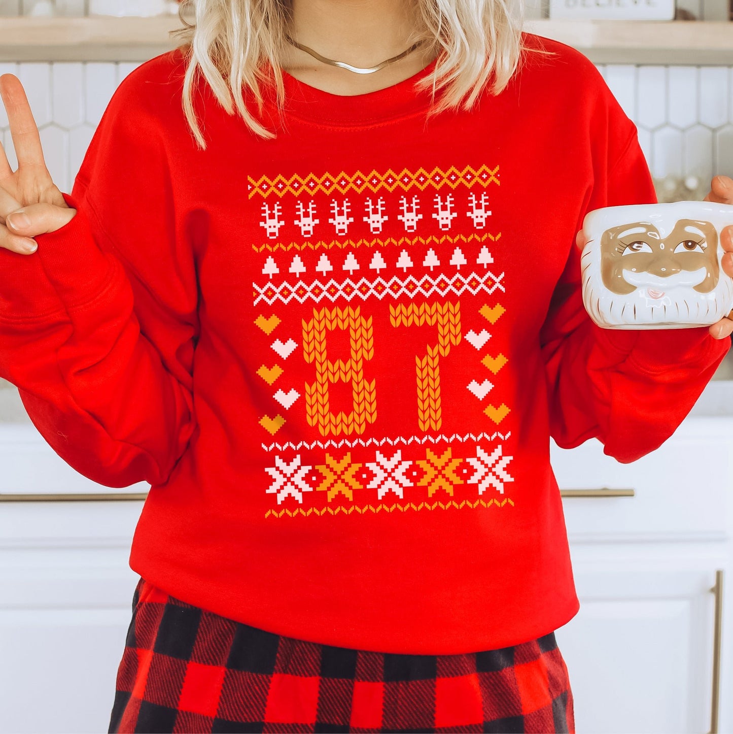 87 Tacky Sweatshirt - Red