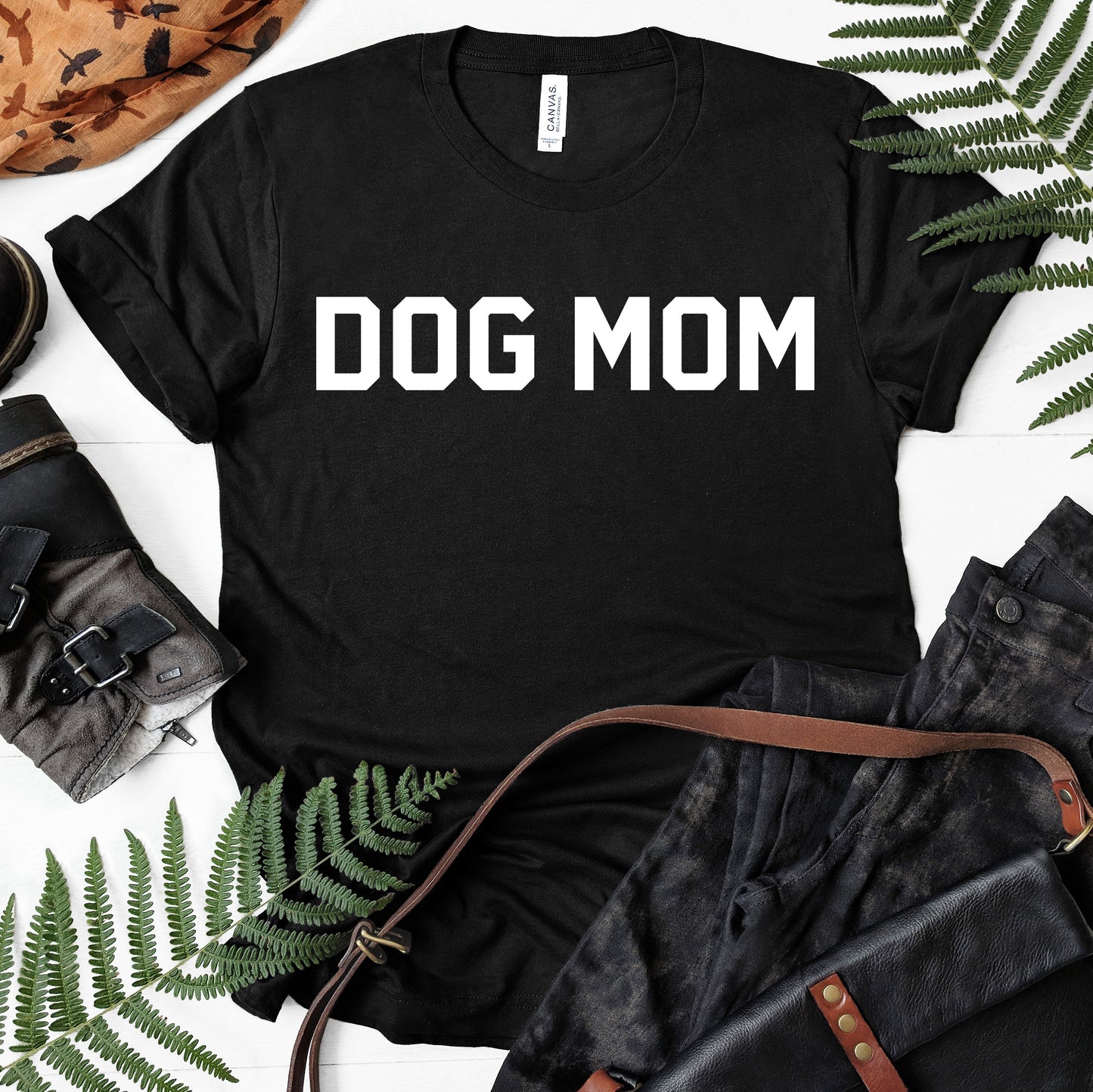 Dog Mom | Dog Lovers Tee